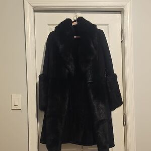 Black Lambskin Fur Coat From Pashaveneto